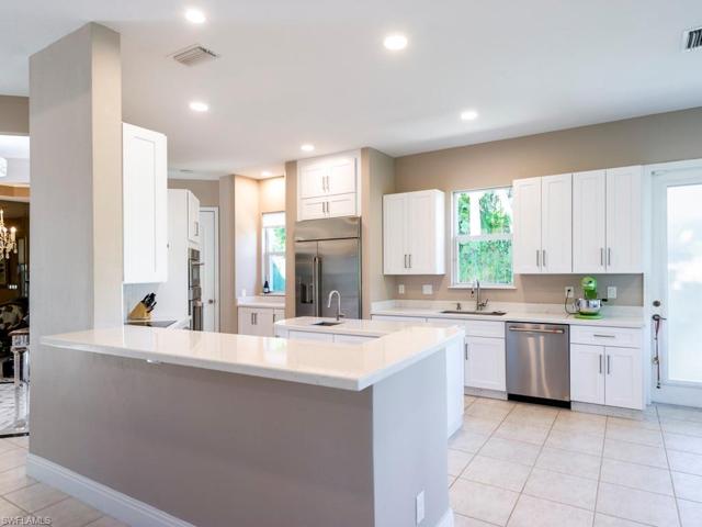 Kitchen/Breakfast Bar