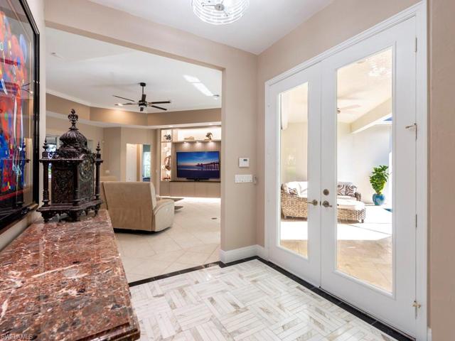 Foyer/Interior Front Door