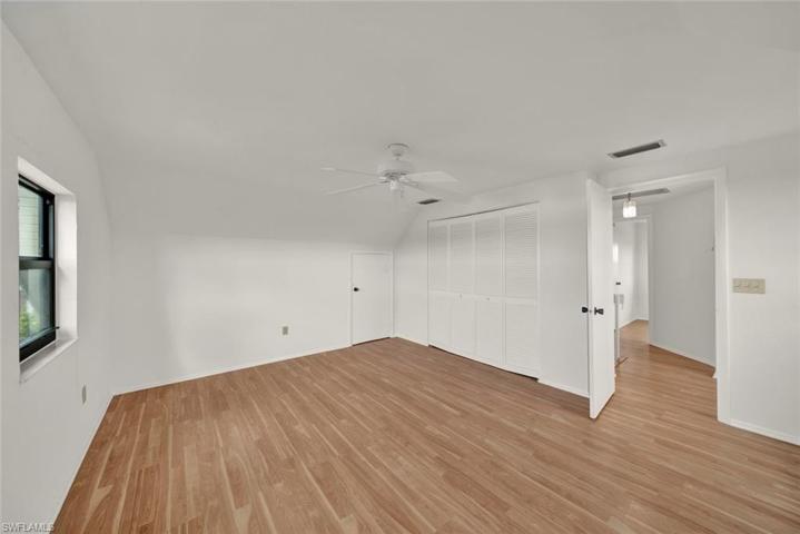 Guest bedroom 1 - upstairs