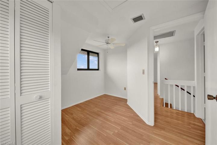 Guest bedroom 2 - upstairs