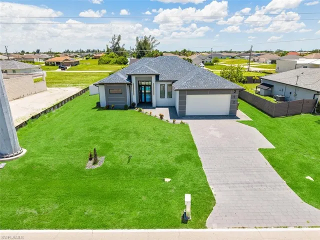 212 Kismet Pkwy W, Cape Coral, Florida 33993