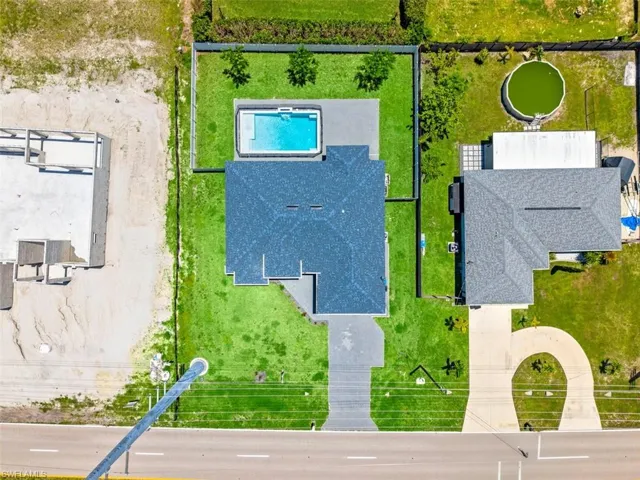 212 Kismet Pkwy W, Cape Coral, Florida 33993