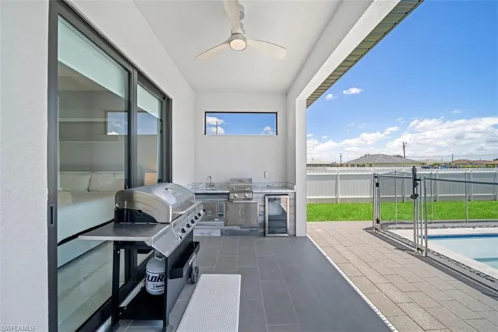 212 Kismet Pkwy W, Cape Coral, Florida 33993