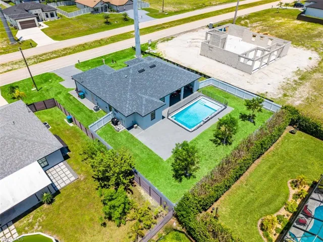 212 Kismet Pkwy W, Cape Coral, Florida 33993