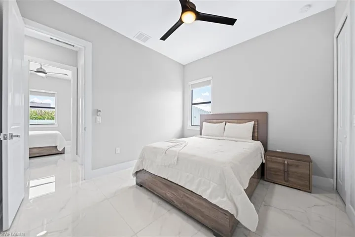 212 Kismet Pkwy W, Cape Coral, Florida 33993
