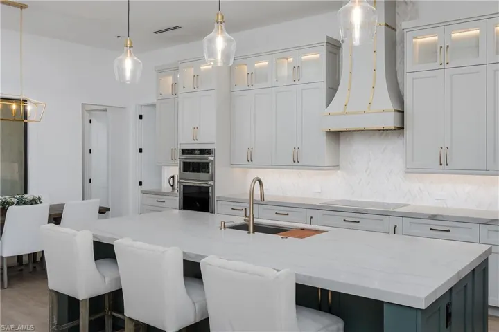 167 9th St Sw, Naples, Florida 34117