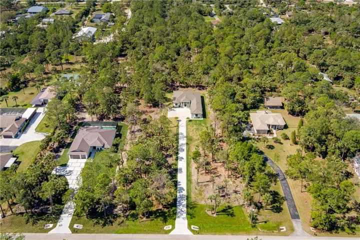 167 9th St Sw, Naples, Florida 34117