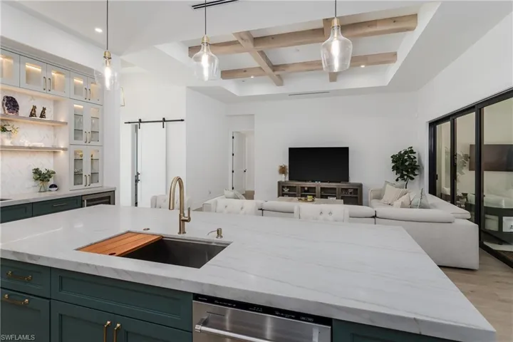 167 9th St Sw, Naples, Florida 34117