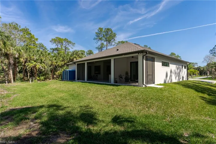 167 9th St Sw, Naples, Florida 34117