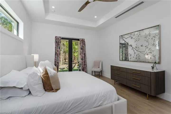 167 9th St Sw, Naples, Florida 34117