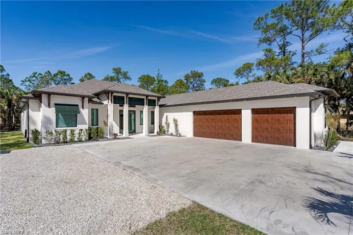 167 9th St Sw, Naples, Florida 34117