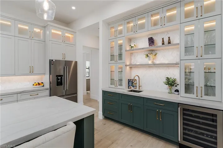 167 9th St Sw, Naples, Florida 34117