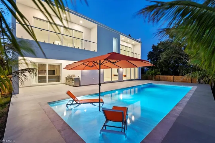 1135 Bluebird Ave, Marco Island, Florida 34145