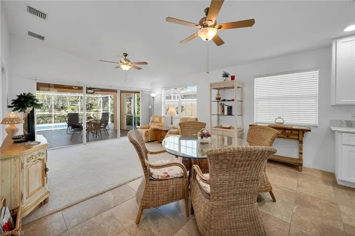 7593  Rozzini  LN, Naples, FL 34114