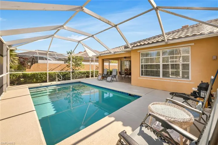 7593  Rozzini  LN, Naples, FL 34114