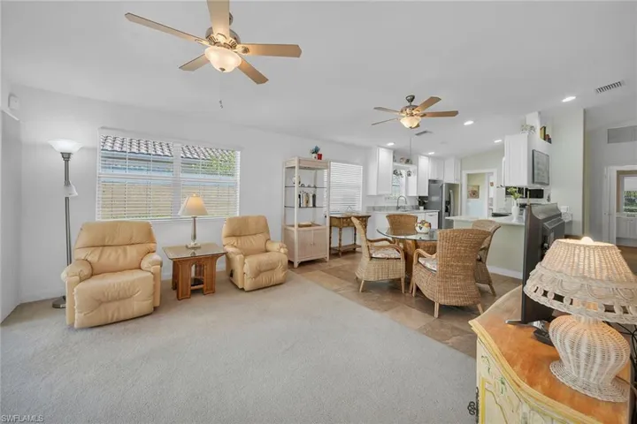 7593  Rozzini  LN, Naples, FL 34114