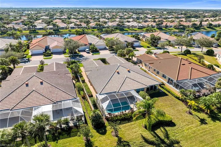 7593  Rozzini  LN, Naples, FL 34114
