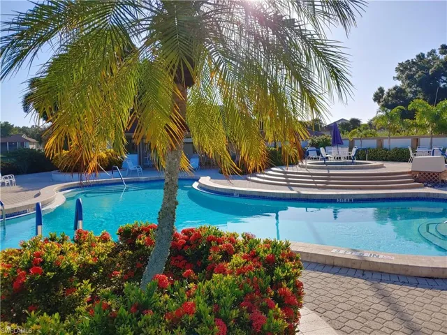 Salt Water / Heated Pool