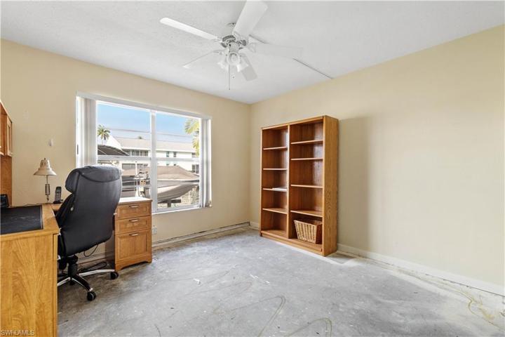 guest bedroom/office