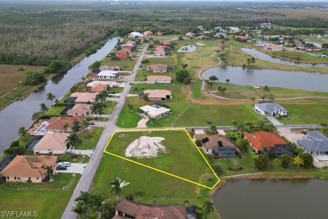 17994  Bluewater  DR, NAPLES, FL 34114