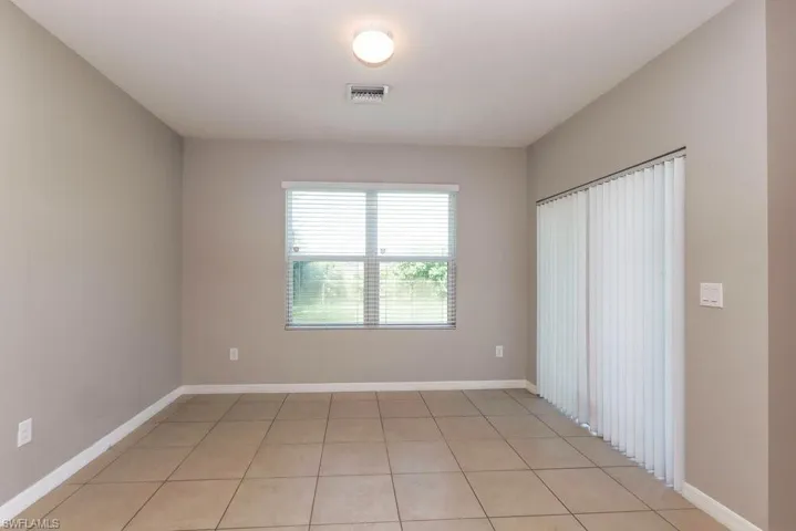 220 Se 2nd Pl, Cape Coral, Florida 33990