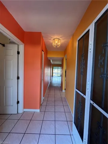 ENTRY HALLWAY