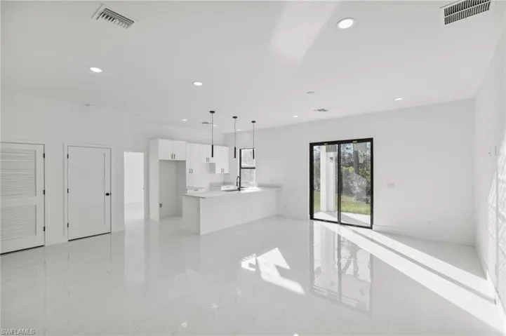 2615  34th  ST, Lehigh Acres, FL 33971