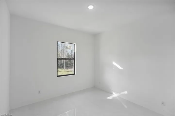 2615  34th  ST, Lehigh Acres, FL 33971