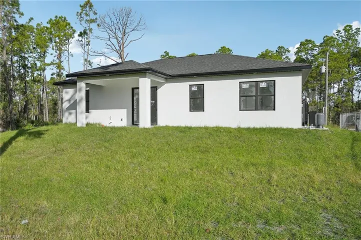 2615  34th  ST, Lehigh Acres, FL 33971