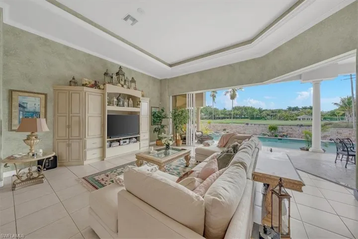 2339 Alexander Palm Dr, Naples, Florida 34105