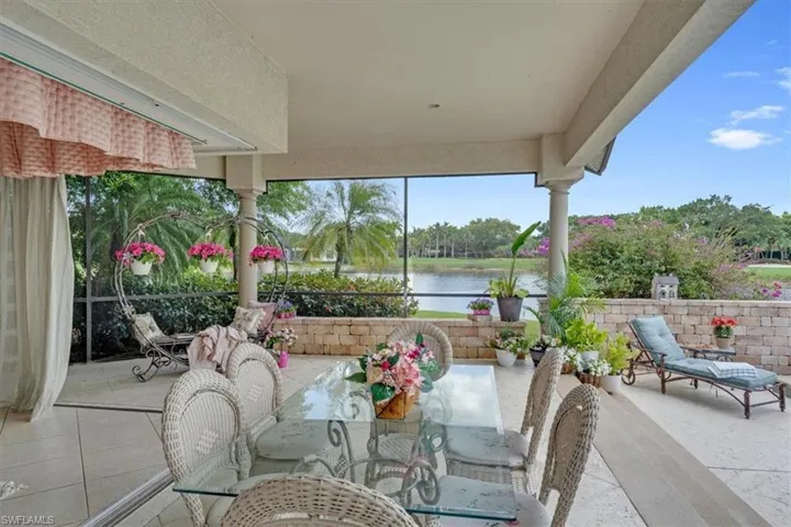 2339 Alexander Palm Dr, Naples, Florida 34105