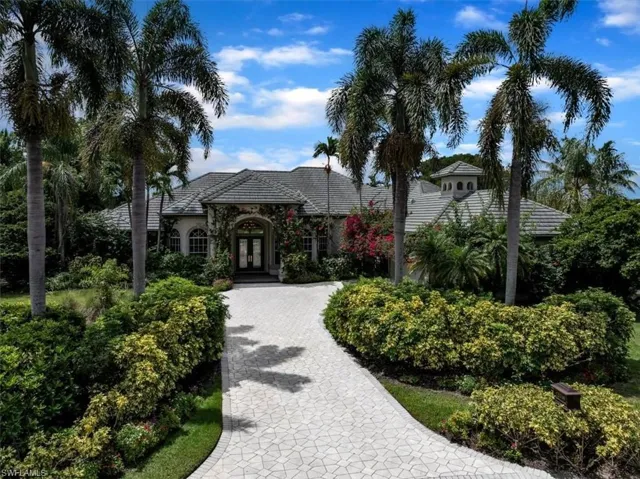 2339 Alexander Palm Dr, Naples, Florida 34105