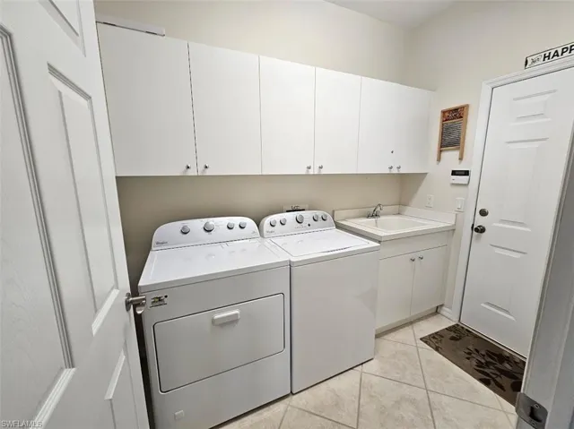 10518 Avila Cir, Fort Myers, Florida 33913