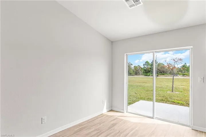 1914  Diplomat W PKWY, Cape Coral, FL 33993