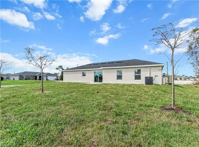 1914  Diplomat W PKWY, Cape Coral, FL 33993