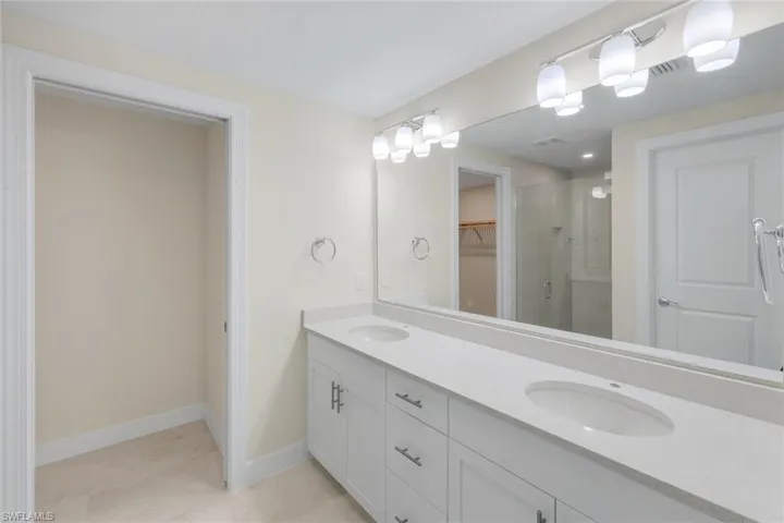 Primary Bath left side of Coach Home