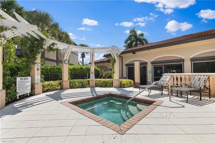 12920 Positano Cir 306, Naples, Florida 34105