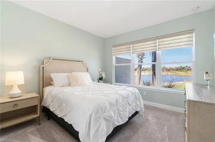8021  Calle Canovas  CT, Naples, FL 34114
