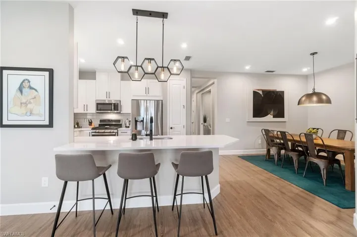 8021  Calle Canovas  CT, Naples, FL 34114
