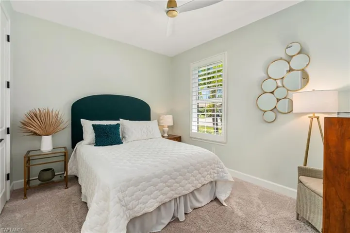 8021  Calle Canovas  CT, Naples, FL 34114