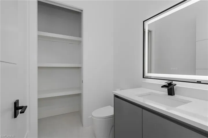 Powder room