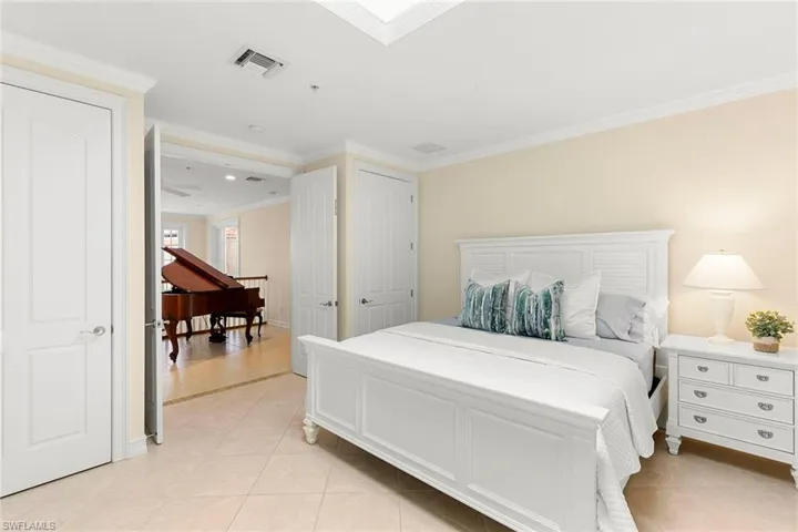 600 5th Ave S A-211, Naples, Florida 34102