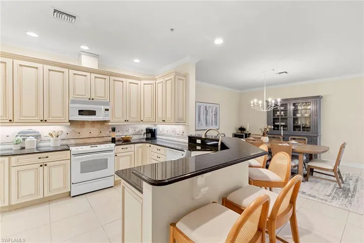 600 5th Ave S A-211, Naples, Florida 34102
