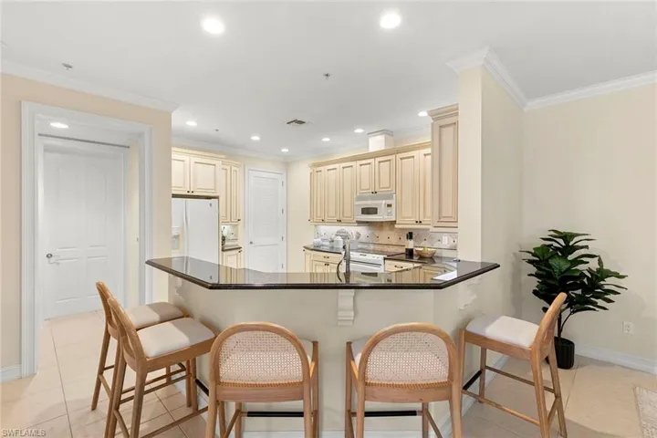 600 5th Ave S A-211, Naples, Florida 34102