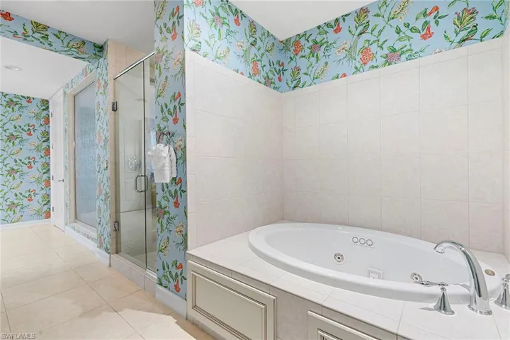 600 5th Ave S A-211, Naples, Florida 34102
