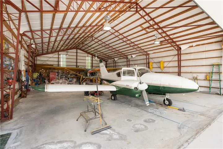 Hangar