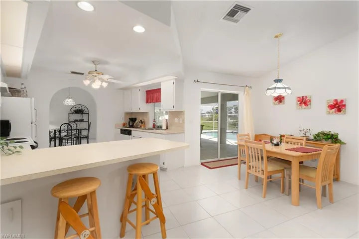 18584  Baseleg  AVE, North Fort Myers, FL 33917