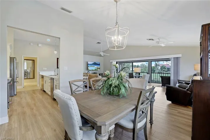 Very Spacious Dining Room