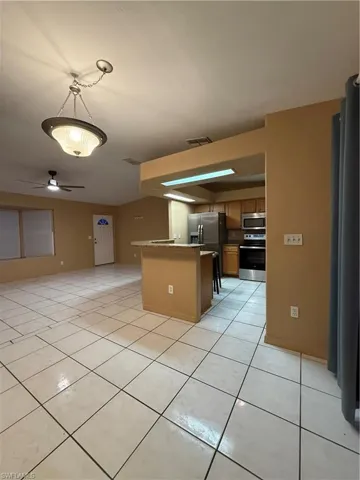 1006 2nd Ave, Cape Coral, Florida 33909
