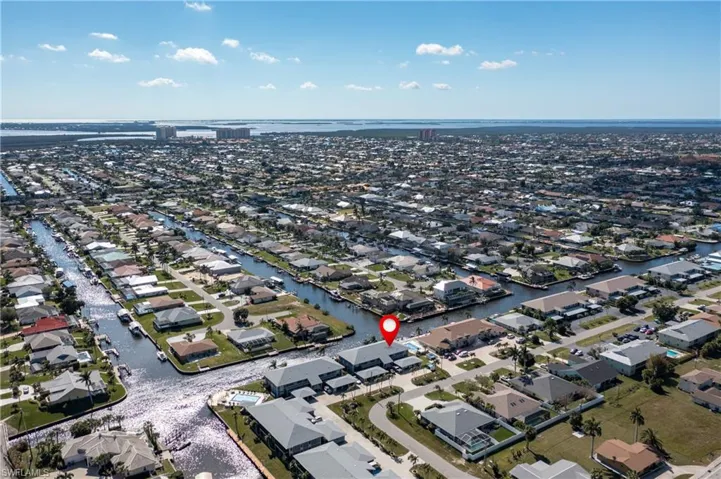 822 48th Ter 102, Cape Coral, Florida 33914